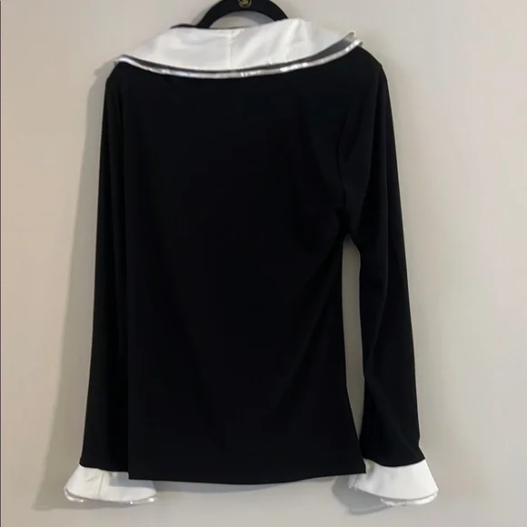 White House Black Market Elegant Black Top with White Accent Trim Size L - Picture 6 of 13